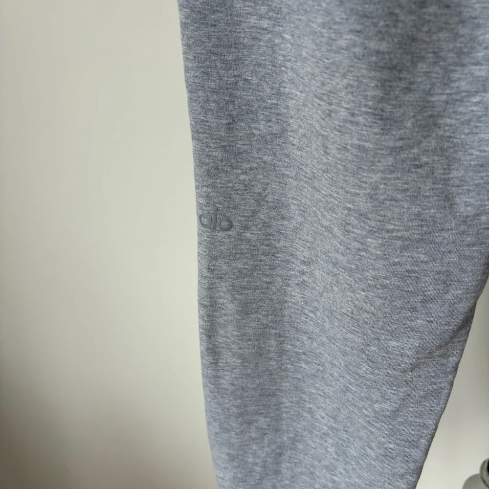 Alo Unwind Heathered Gray High Rise Cotton Blend Relaxed Ankle Sweatpants EUC S